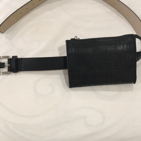 Steve Madden Bag on Belt - Picture 3 of 5
